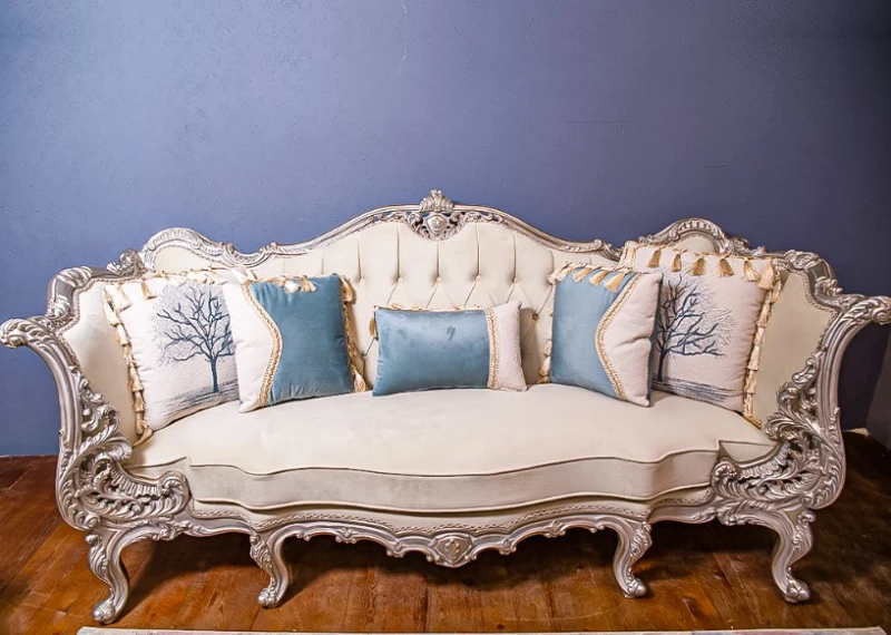 New Classic Champaign Salon With a Banquet