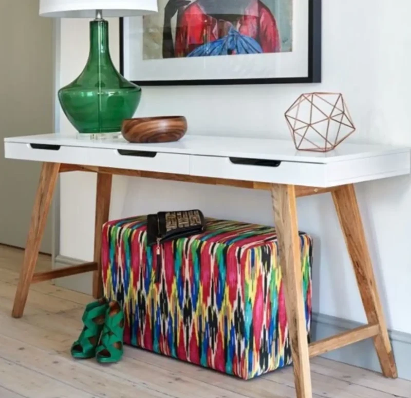 Modern Console With Wooden Legs