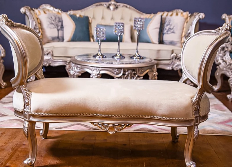 New Classic Champaign Salon With a Banquet