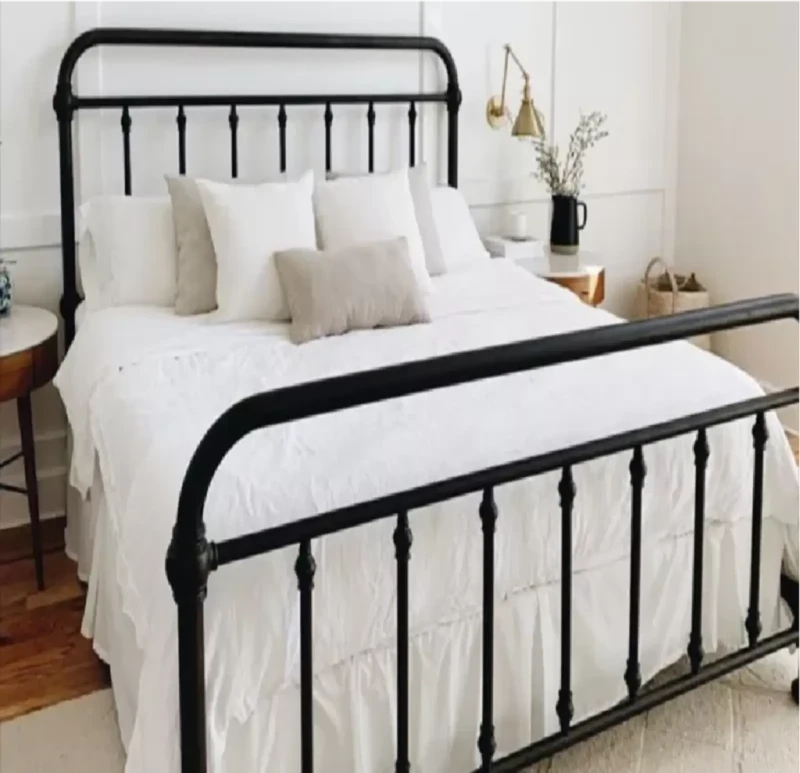 Metal Bed | Black