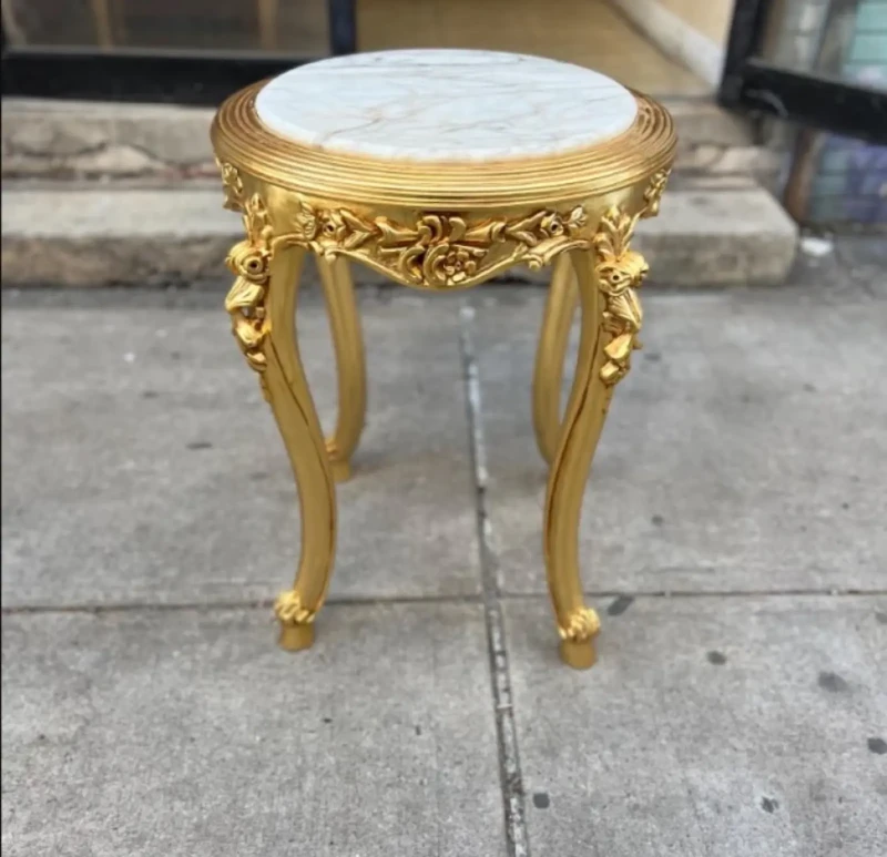 unique classic table