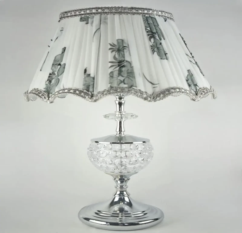 Lampshades with wood-white shade