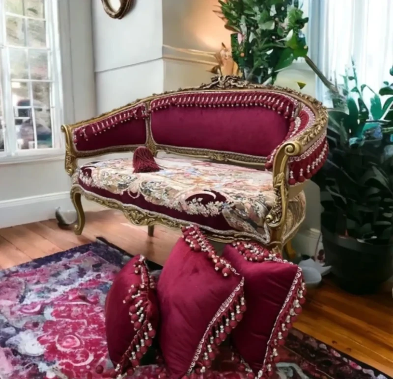 Antique Sofa With a Silk Knot | Burgundy