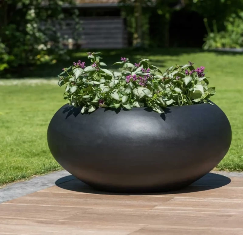 Black Plant Pot