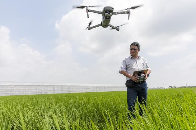 無人機幫指揮交通、跳蛙公車串連縣市，你住的城市都在悄悄變聰明？