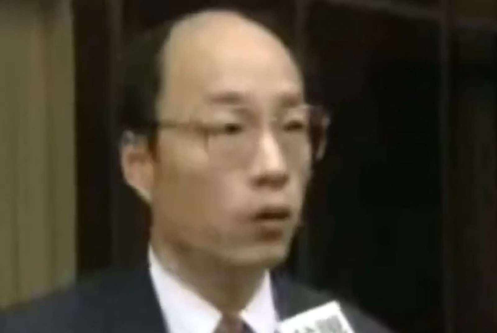 1994年，韓國瑜擔任立委時，也曾被提起罷免。