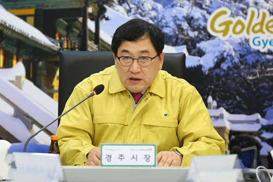 南韓慶州市長朱洛榮因為把防疫用品送給日本，引來罷免民怨。圖片來源：朱洛榮臉書
