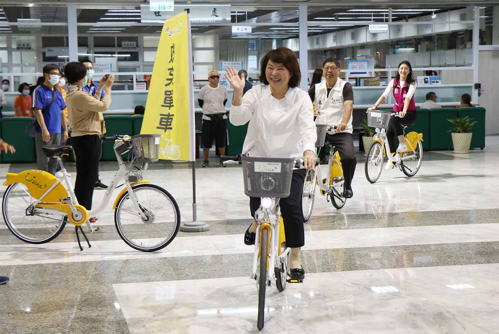 嘉義市引進YouBike 2.0系統，提供遊客更機動方便的移動方式。圖片來源：嘉義市政府