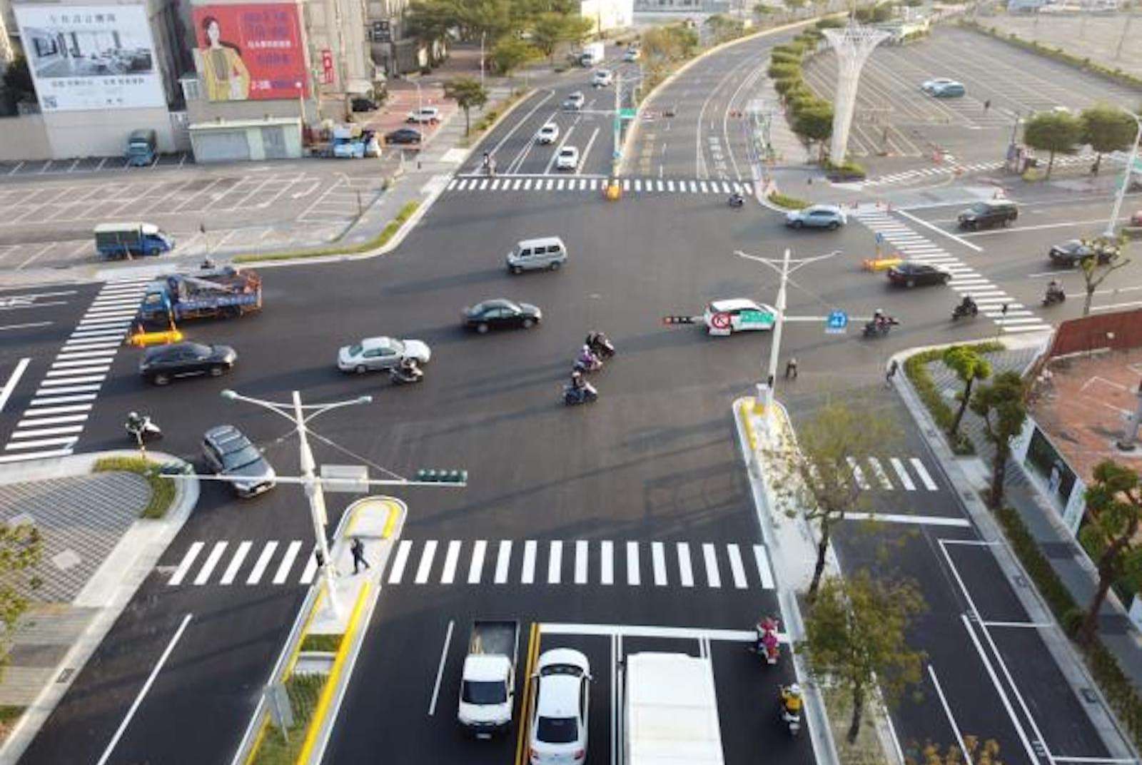 行穿線退縮-道路平權-交通安全-行人庇護島-城市治理