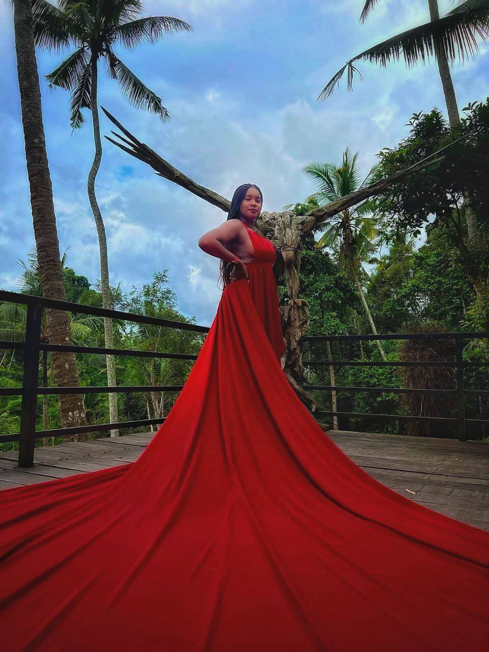 White Pre wedding Photoshoot Dress – Plum and Peaches