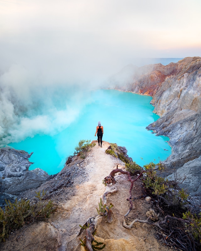 Ijen Volcano Trek Kampung Osing D N Ijen Blue Fire Trek And Stay Village Tour To Rubber