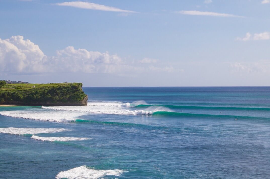 Perfect Bali beach to surf