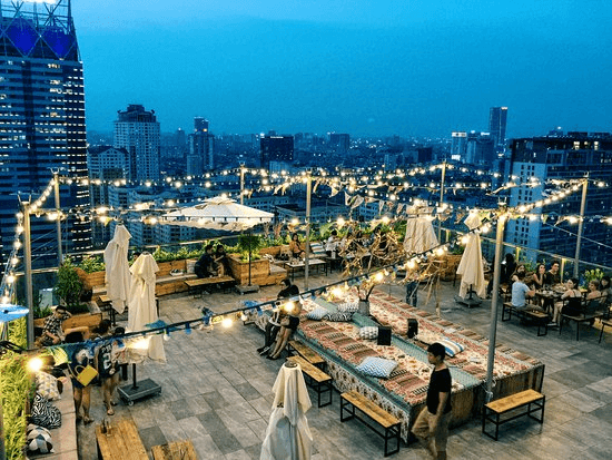 Trill Rooftop Cafe, Hanoi