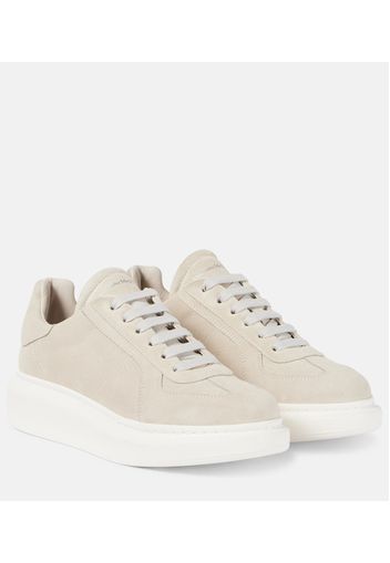 Sneakers Oversized aus Veloursleder