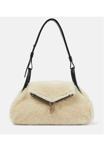 Schultertasche Gemini Small aus Shearling