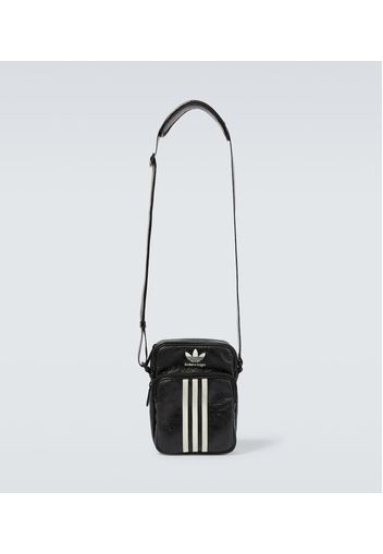 X Adidas Messenger Bag aus Leder