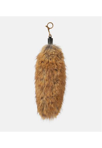 Taschenanhänger aus Faux Fur