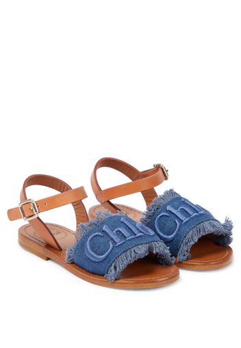 Sandalen aus Denim und Leder