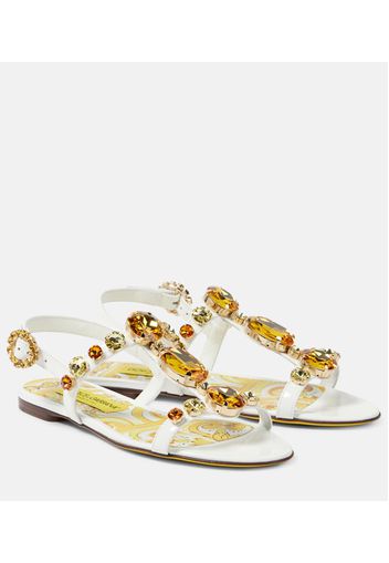 Verzierte Sandalen Majolica aus Lackleder