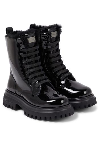 Schnürstiefel aus Lackleder