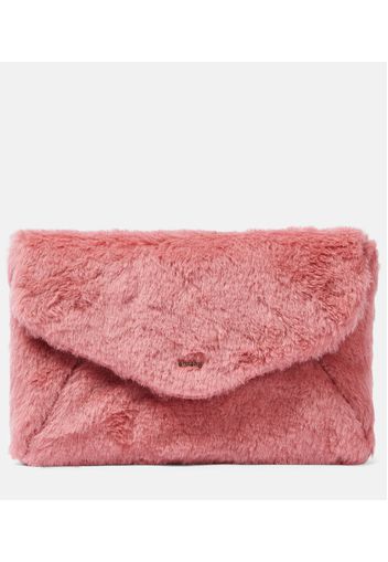 Clutch aus Teddyfleece