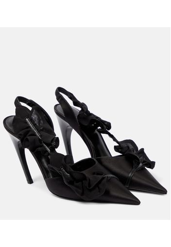 Slingback-Pumps aus Satin