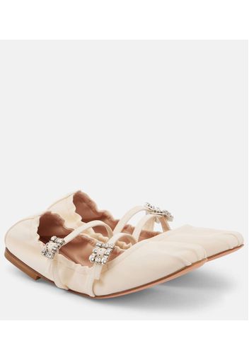 Verzierte Ballerinas aus Leder