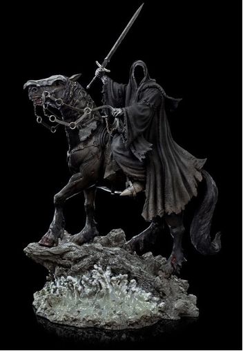 The Lord Of The Rings - Nazgul On Horse Deluxe Art Scale 1:10 -