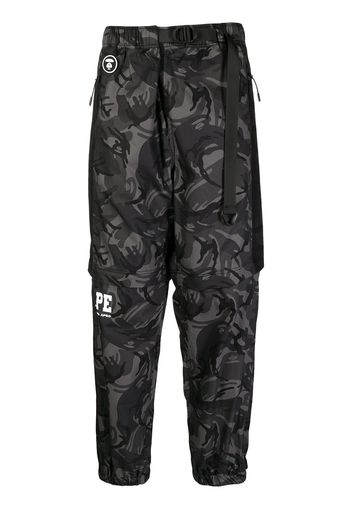 AAPE BY *A BATHING APE® camo-print tapered trousers - Schwarz