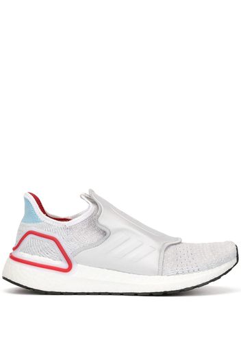 adidas adidas x DOE 'ULTRABOOST 19' Sneakers - Grau