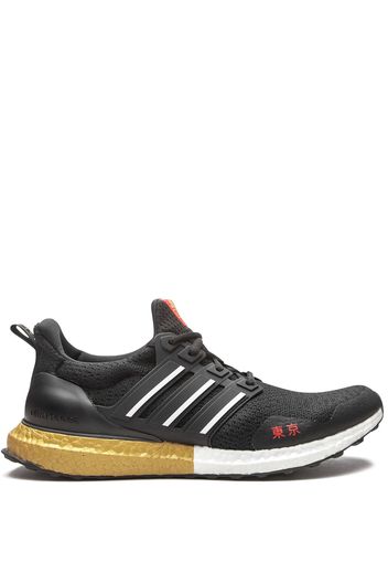 adidas UltraBOOST DNA Tokyo Sneakers - Schwarz