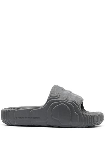 adidas Adilette 22 textured slides - Grau