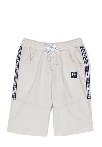 Aigner Kids logo-tape bermuda shorts - Grau