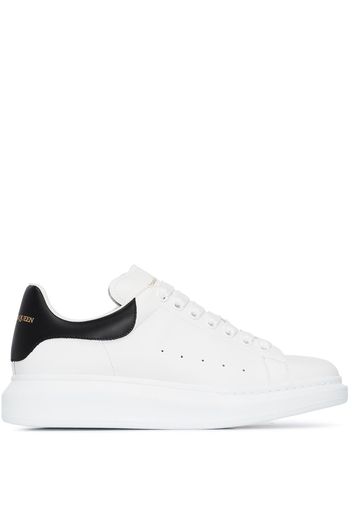 Alexander McQueen Sneakers mit Oversized-Sohle - Weiß