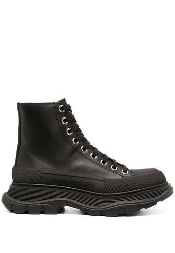 Alexander McQueen Stiefeletten mit breiter Sohle - Schwarz