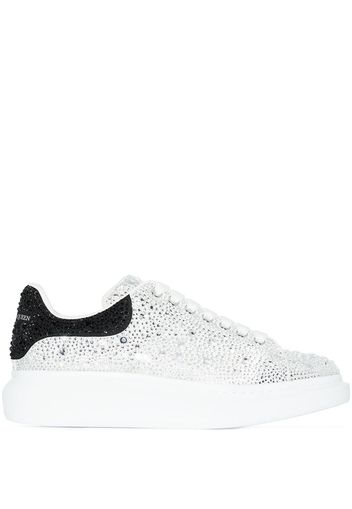 Alexander McQueen Oversized Sneakers mit Kristallen - Weiß