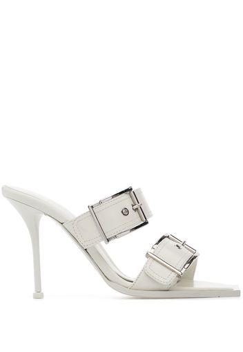 Alexander McQueen buckle-detail 100mm sandals - Weiß