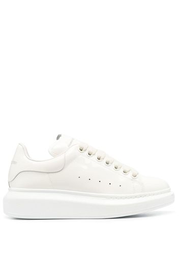 Alexander McQueen leather lo-top sneakers - Nude