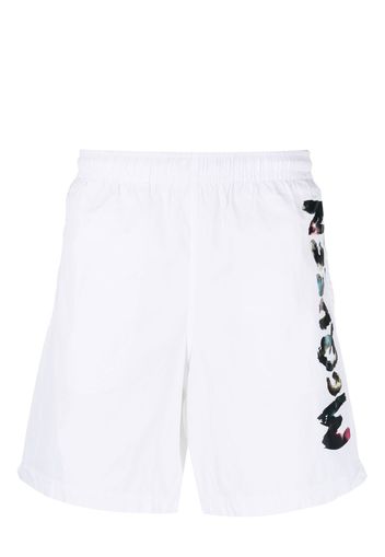 Alexander McQueen logo-print swim shorts - Weiß