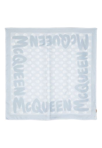 Alexander McQueen graphic-print silk scarf - Blau