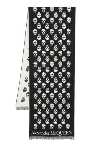 Alexander McQueen skull-print fringed-edge scarf - Schwarz