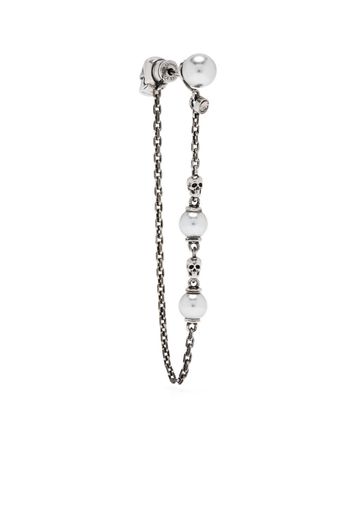 Alexander McQueen pearl-embellished Skull drop earrings - Silber