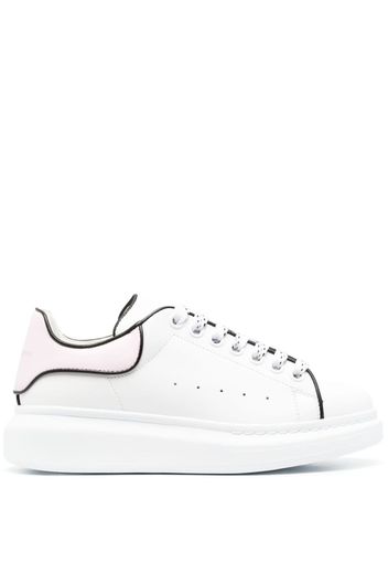 Alexander McQueen Oversized low-top leather sneakers - Weiß