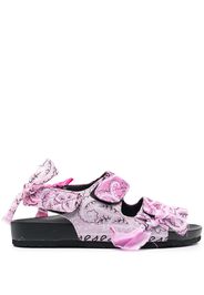 Arizona Love Pantoletten mit Bandana-Print - Rosa