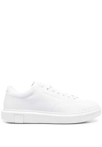 Armani Exchange Klassische Sneakers - Weiß