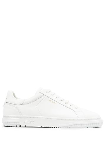 Axel Arigato logo-print lace-up sneakers - Weiß