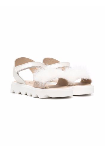 BabyWalker Sandalen mit Faux Fur - Nude