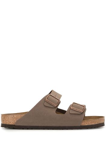 Birkenstock Flache 'Arizona' Pantoletten - Braun