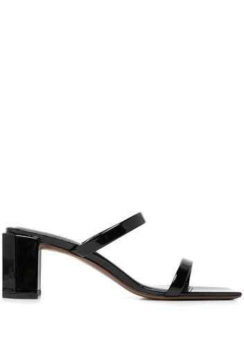 BY FAR Tanya patent leather sandals - Schwarz