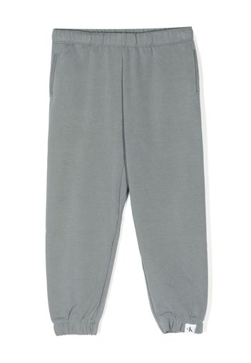 Calvin Klein Kids logo-patch cotton trousers - Grau